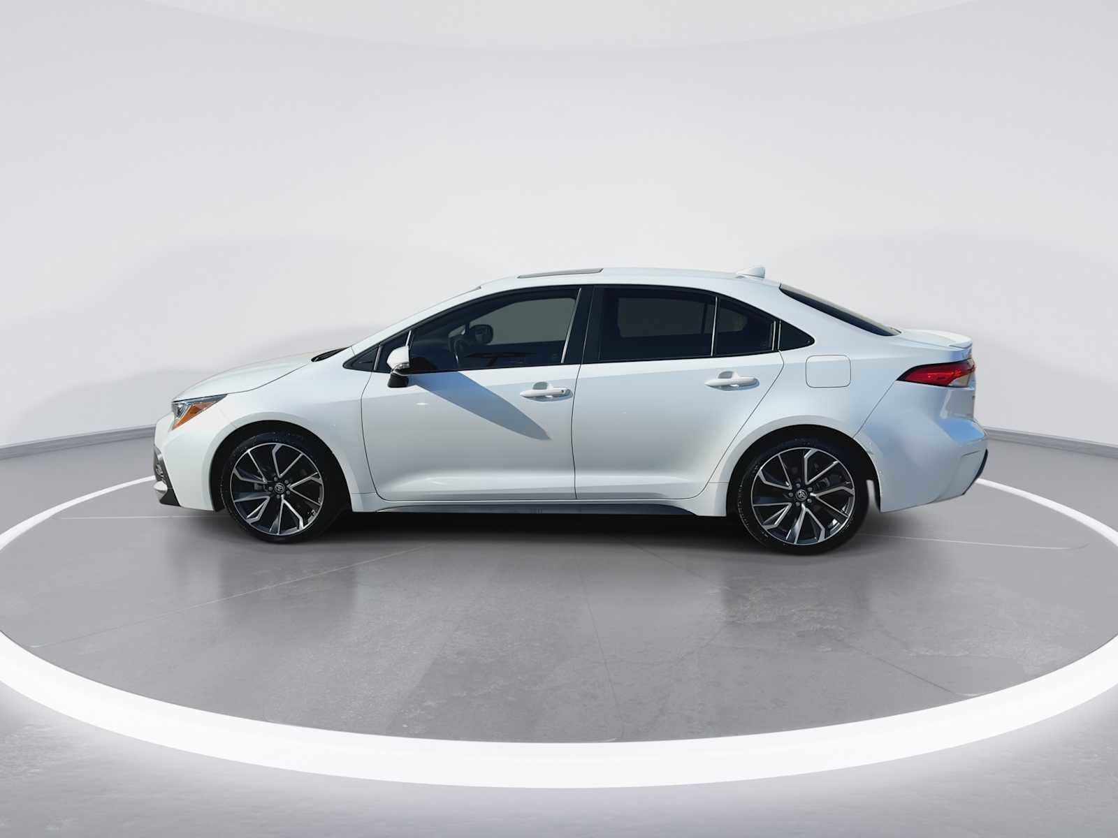 Thumbnail: 2022 Toyota Corolla - 5