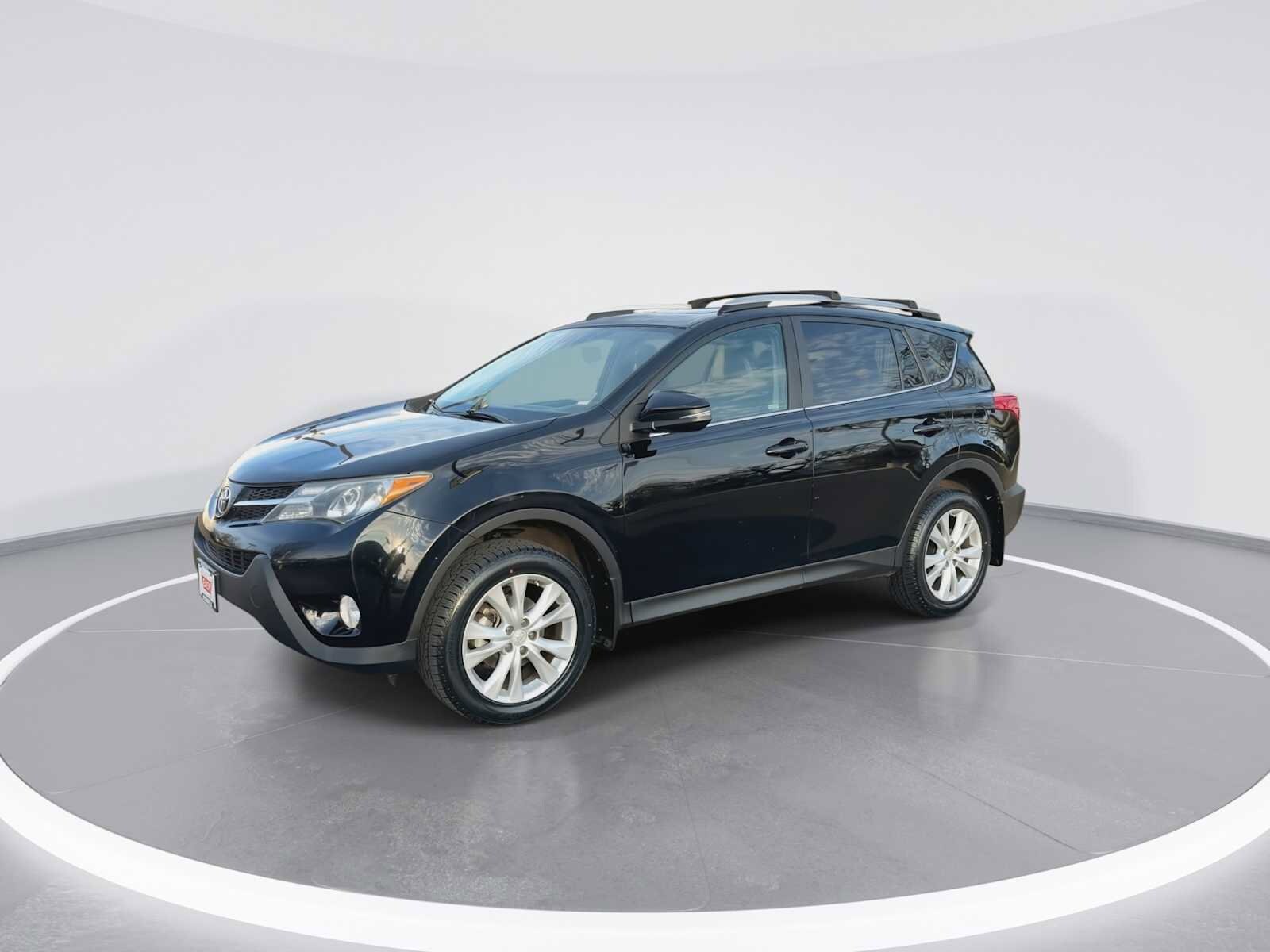 Thumbnail: 2015 Toyota RAV4 - 4
