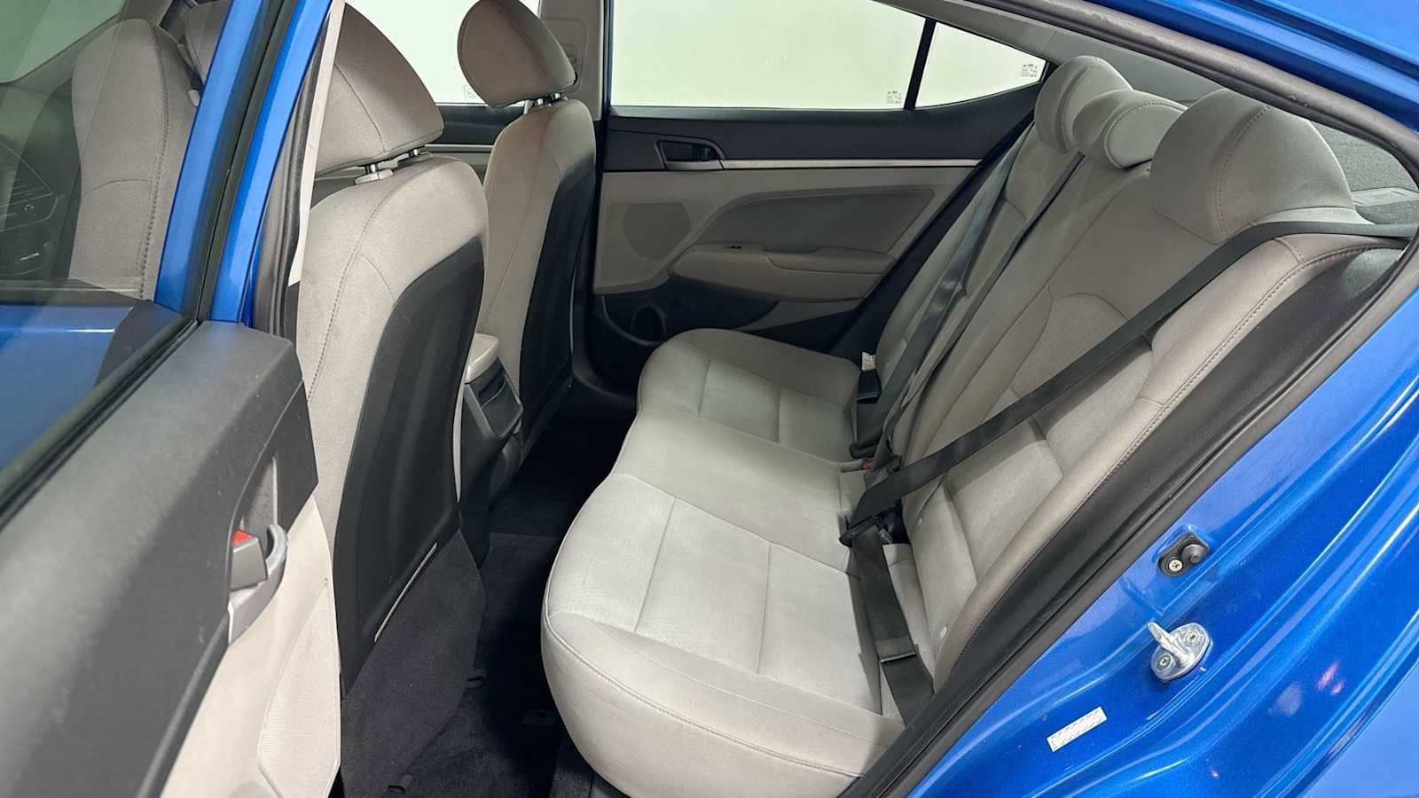 Thumbnail: 2017 Hyundai Elantra - 23
