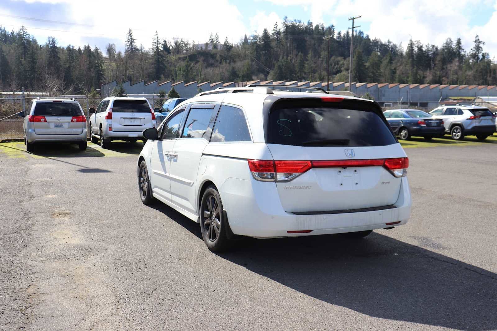 Thumbnail: 2014 Honda Odyssey - 7