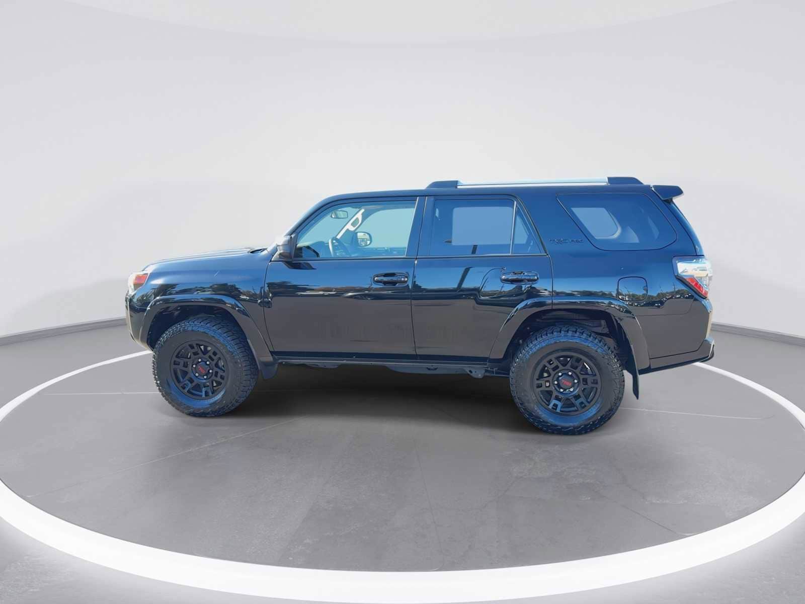 Thumbnail: 2018 Toyota 4Runner - 5