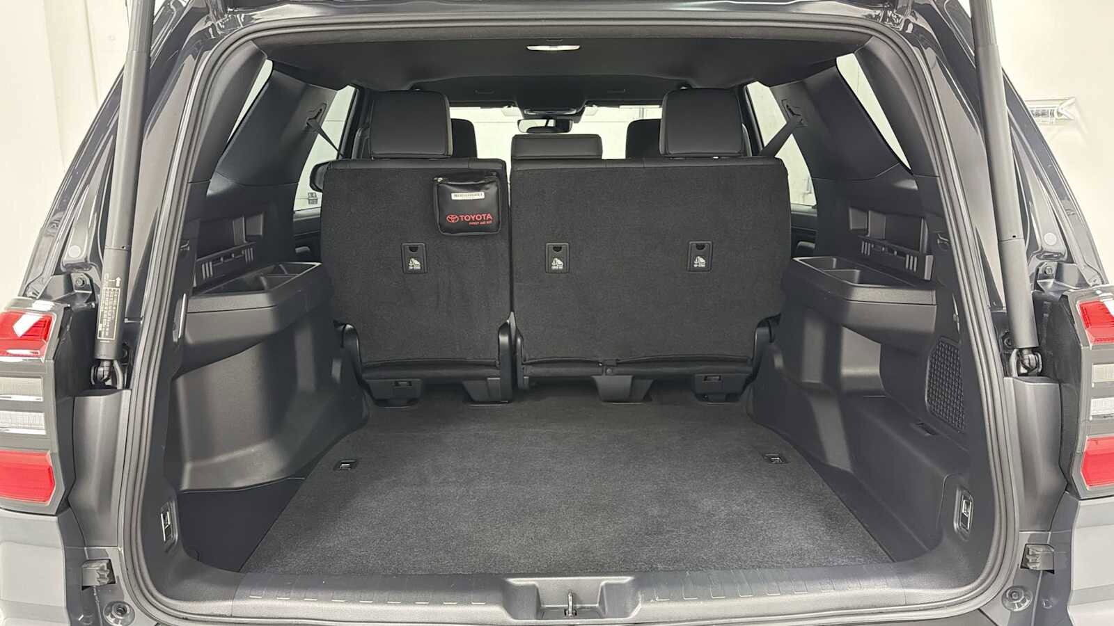 Thumbnail: 2025 Toyota 4Runner - 27