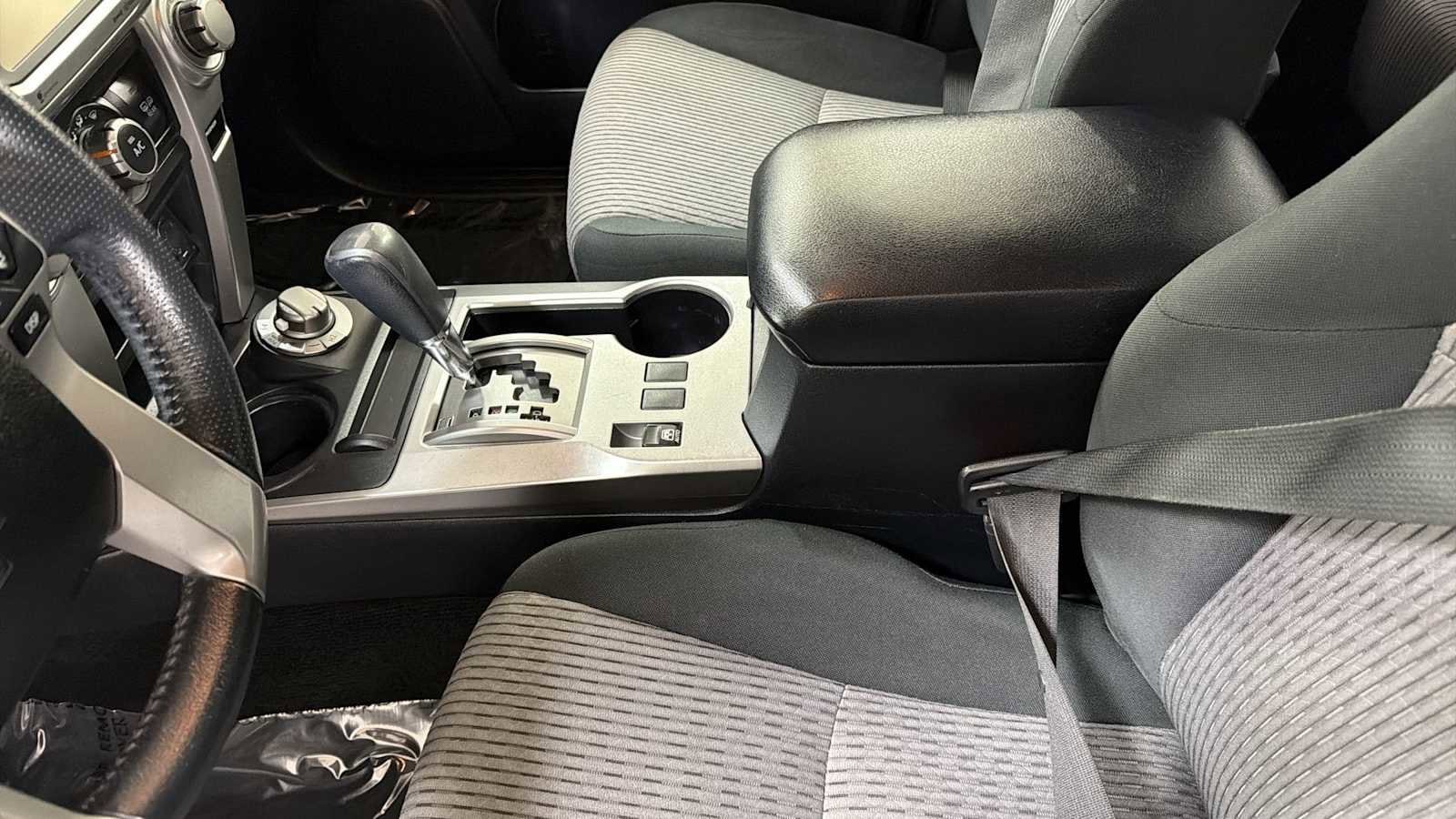 Thumbnail: 2019 Toyota 4Runner - 22