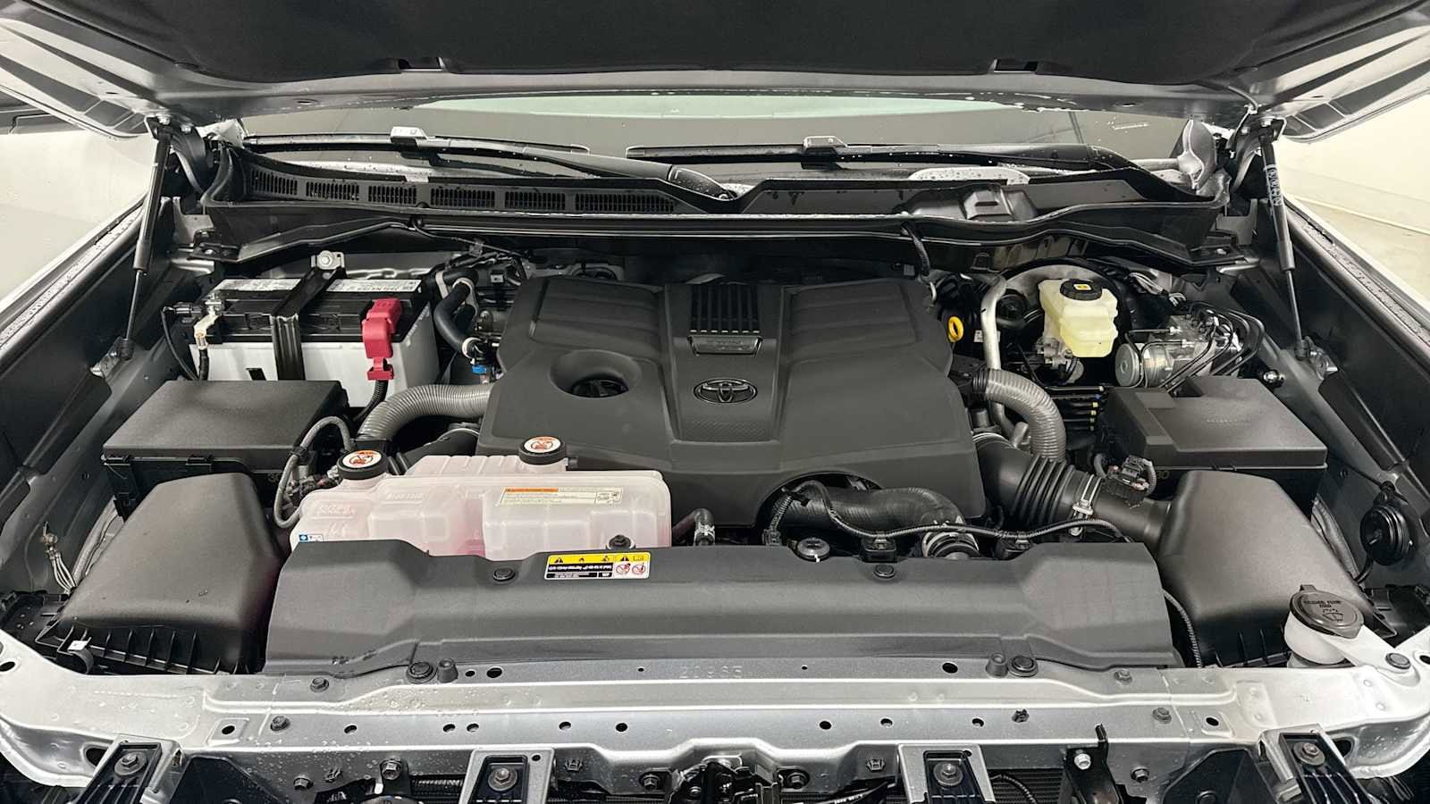 Thumbnail: 2025 Toyota Tundra - 30