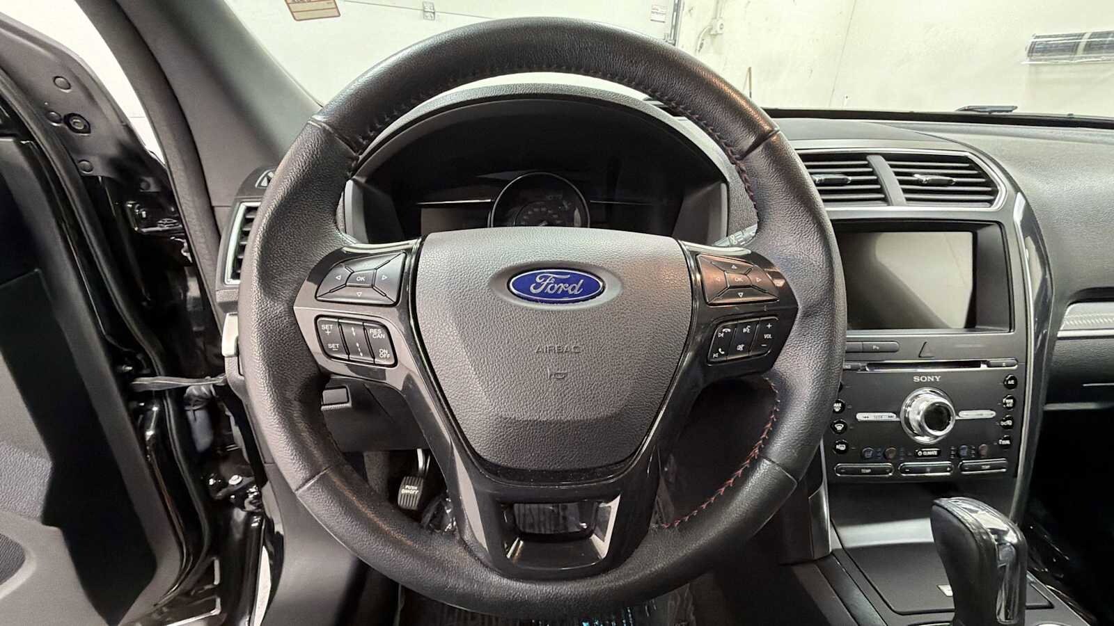 Thumbnail: 2018 Ford Explorer - 16