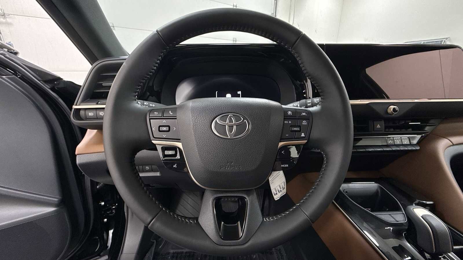 Thumbnail: 2026 Toyota Crown Signia - 16