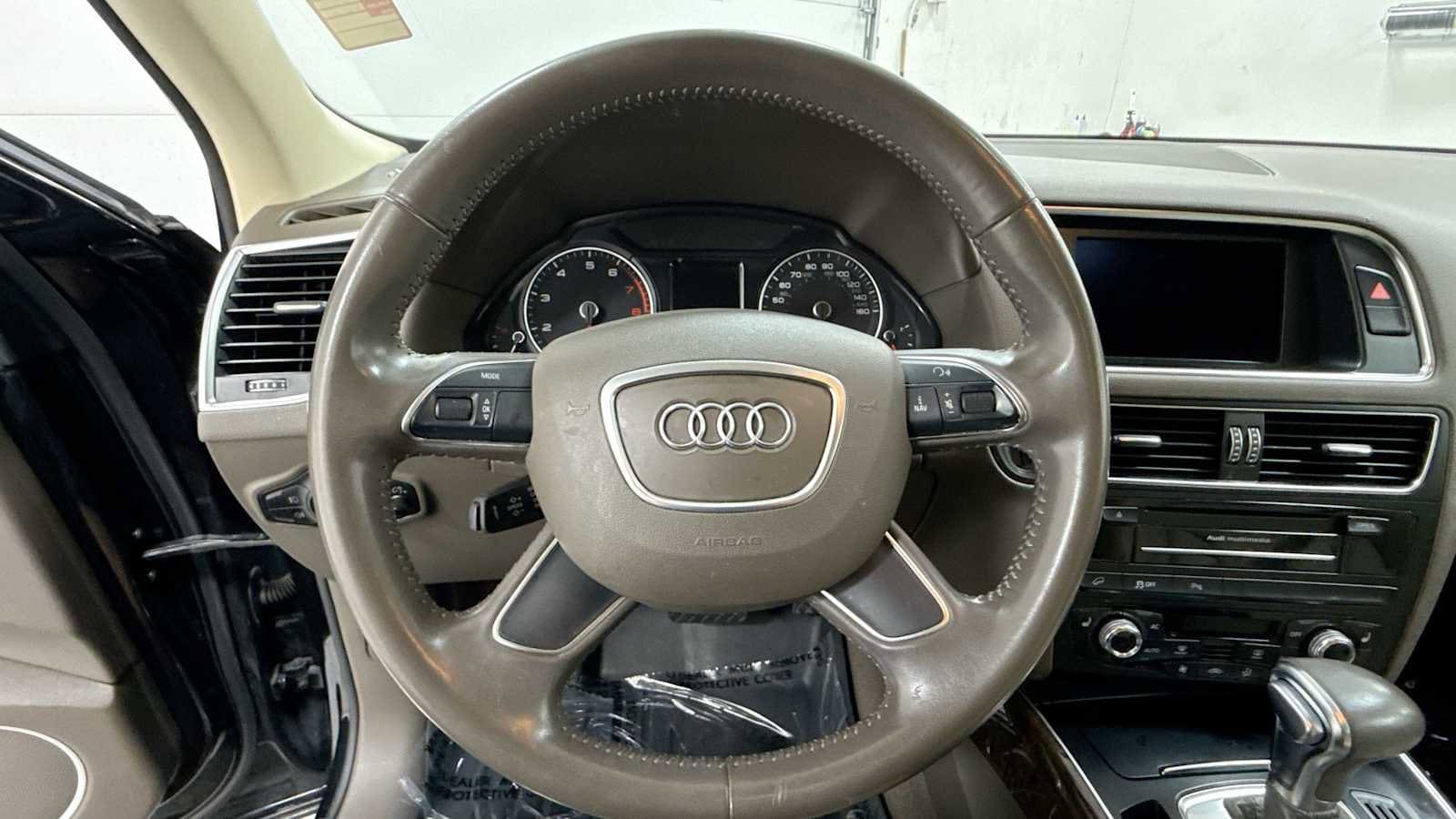 Thumbnail: 2014 Audi Q5 - 16