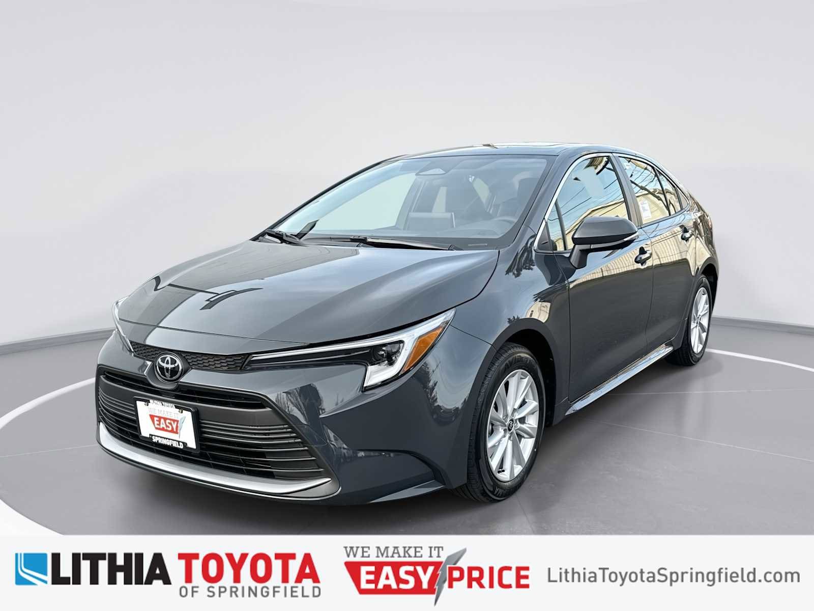 2026 Toyota Corolla XLE's photo