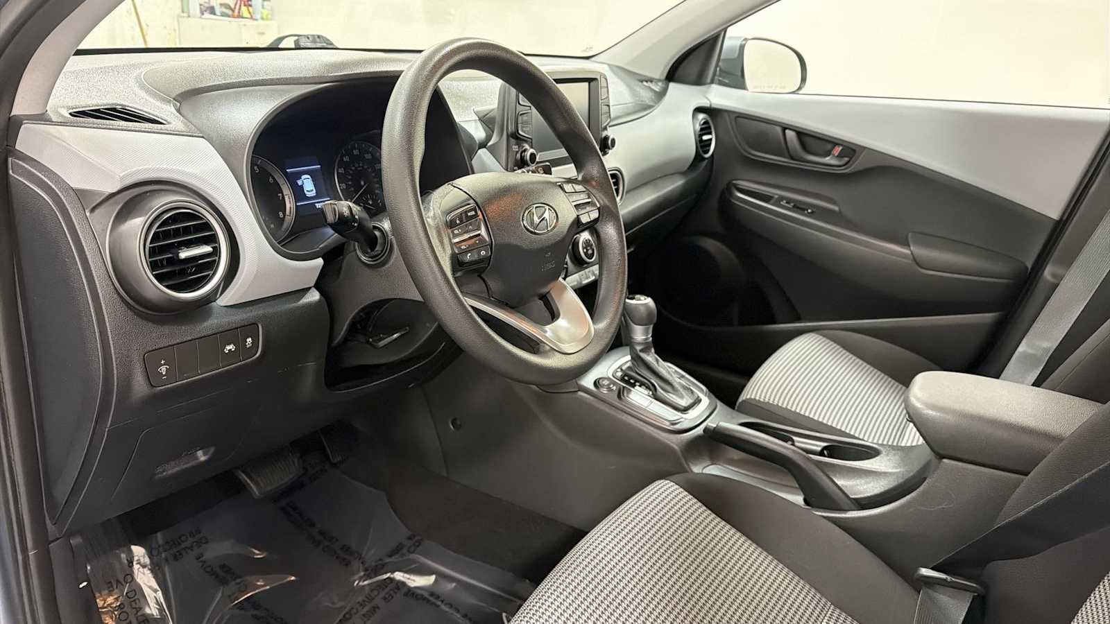 Thumbnail: 2019 Hyundai Kona - 12