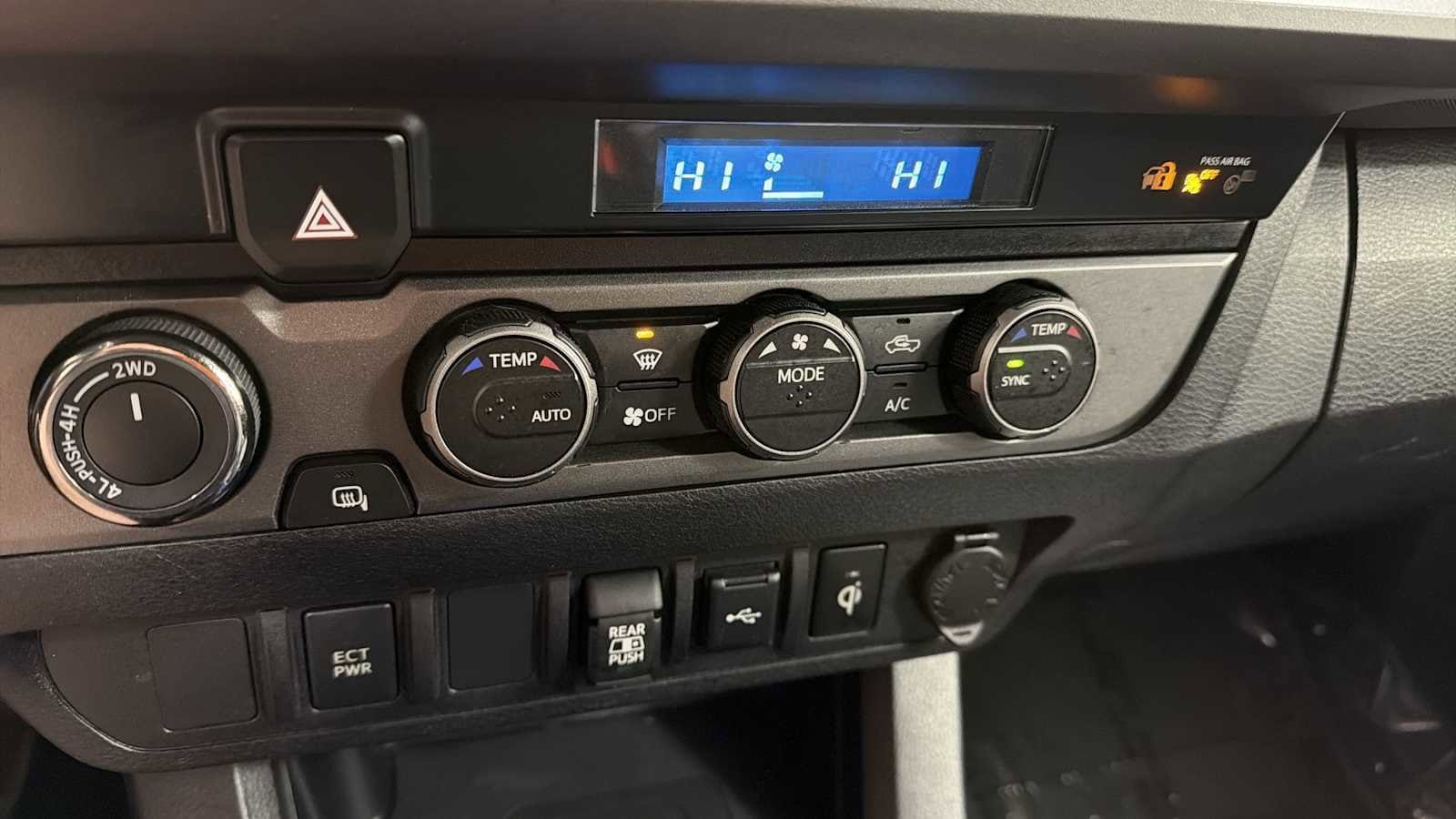 Thumbnail: 2021 Toyota Tacoma - 20