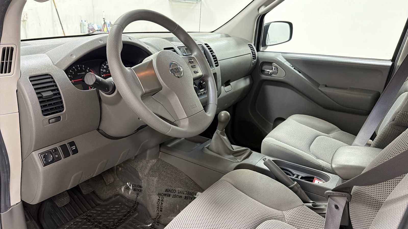 Thumbnail: 2005 Nissan Frontier - 12