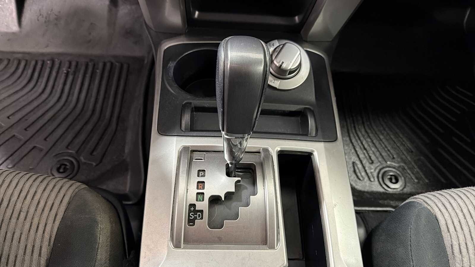 Thumbnail: 2016 Toyota 4Runner - 22