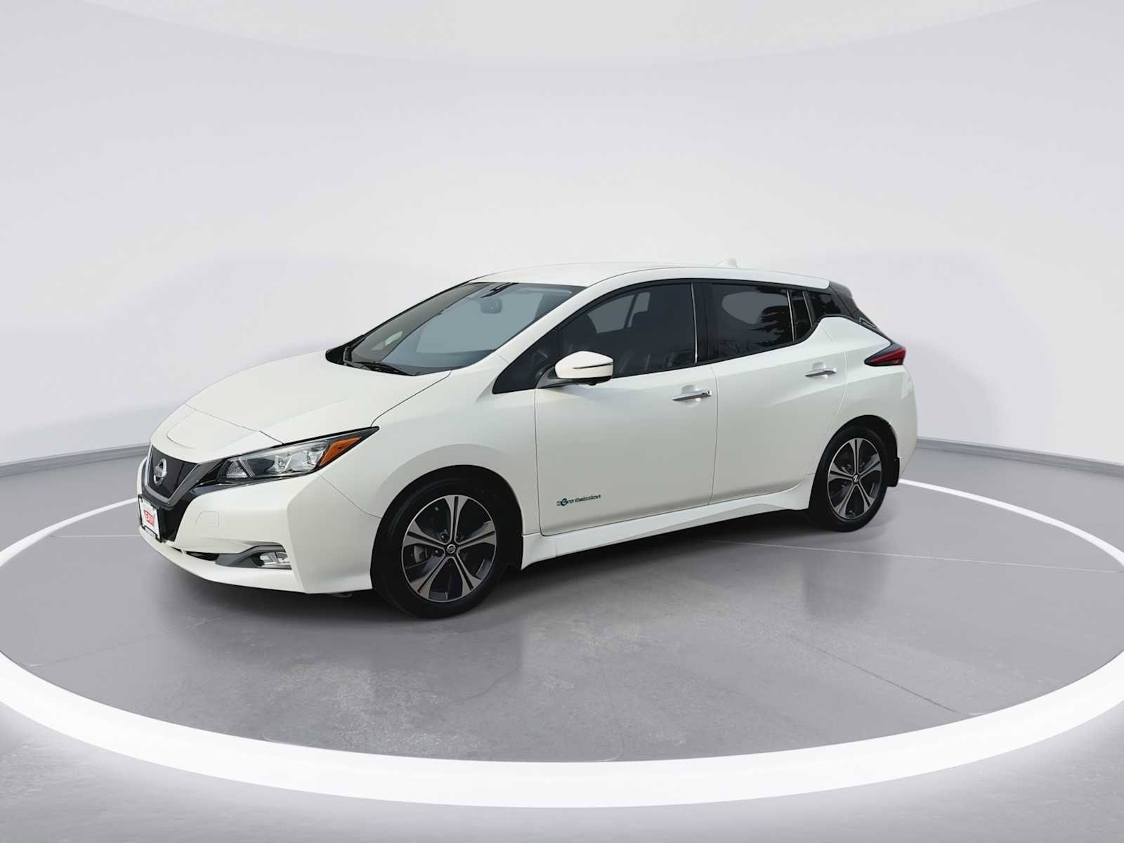 Thumbnail: 2018 Nissan Leaf - 4