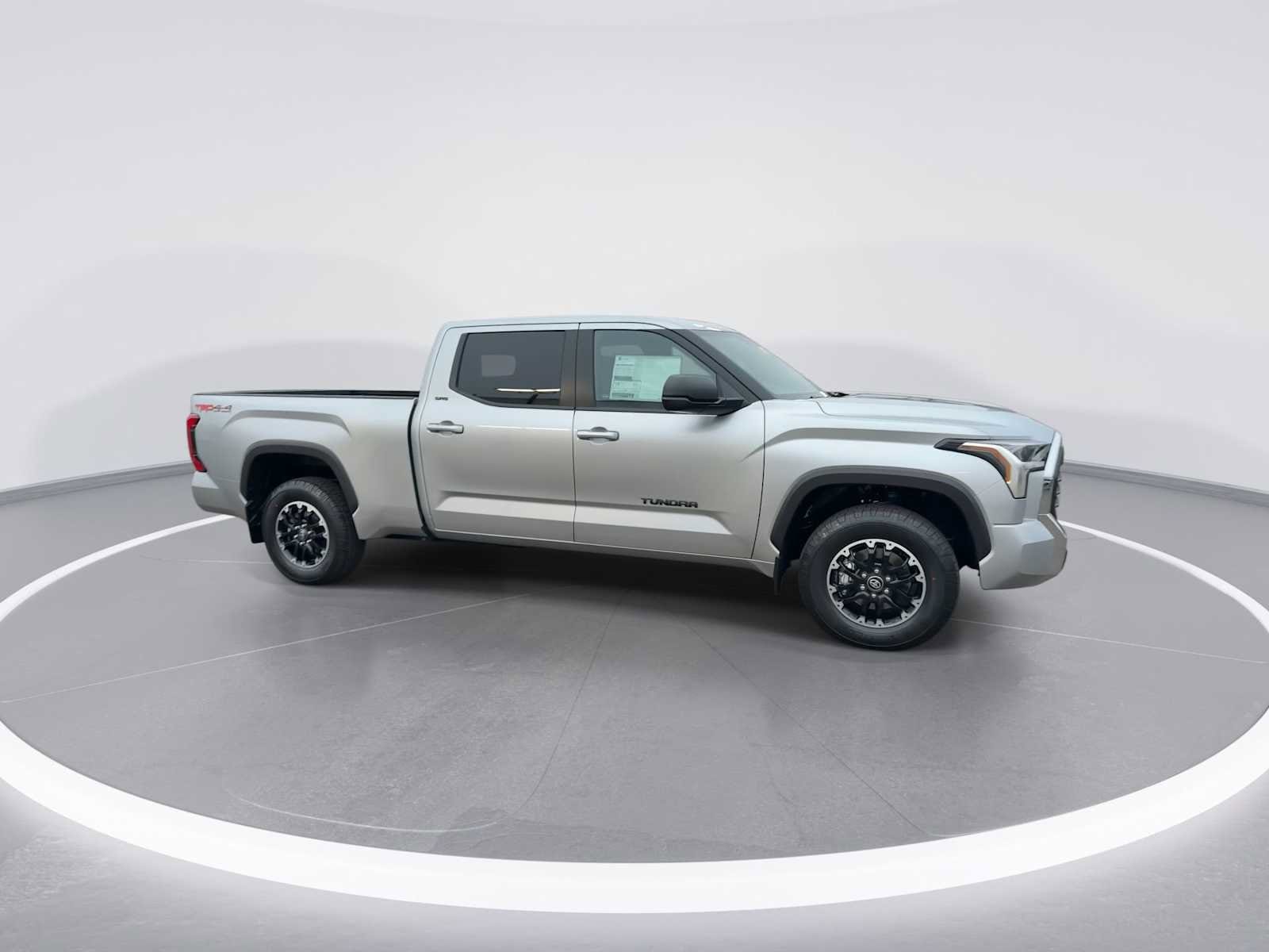 Thumbnail: 2025 Toyota Tundra - 9