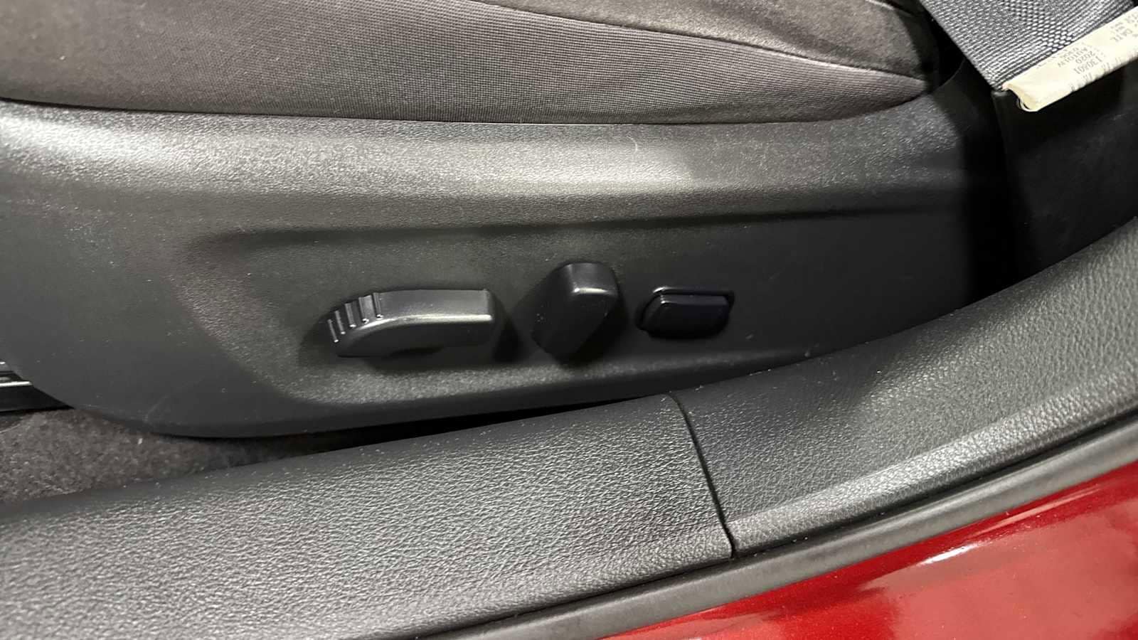 Thumbnail: 2020 Nissan Altima - 14