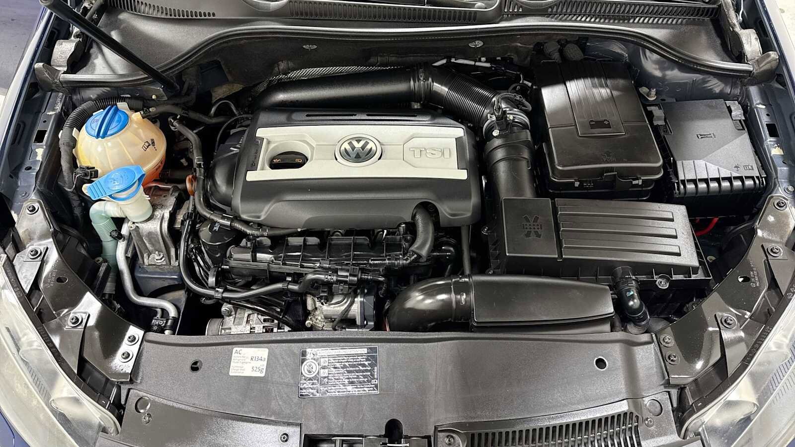 Thumbnail: 2013 Volkswagen Golf - 29