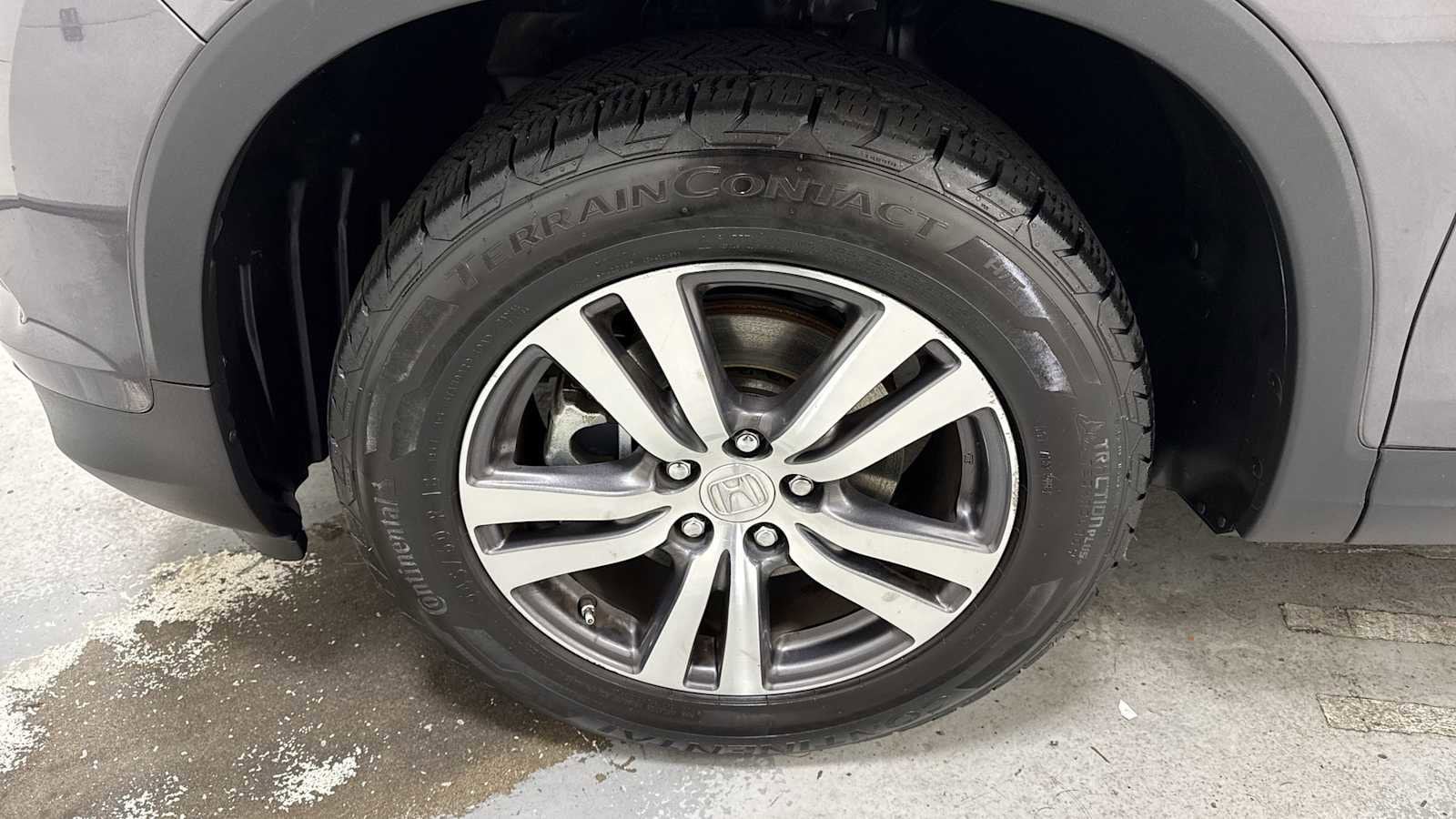 Thumbnail: 2018 Honda Pilot - 10