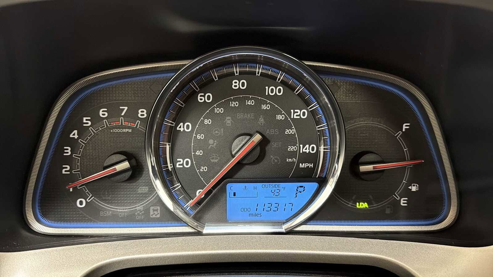 Thumbnail: 2015 Toyota RAV4 - 17