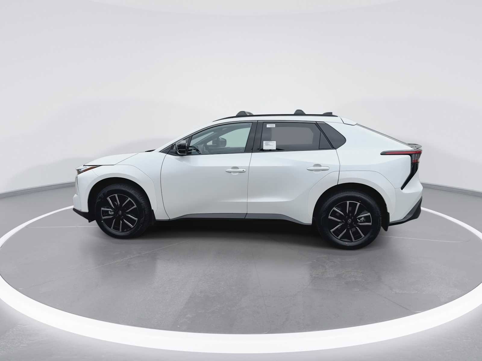 Thumbnail: 2026 Toyota bZ - 5