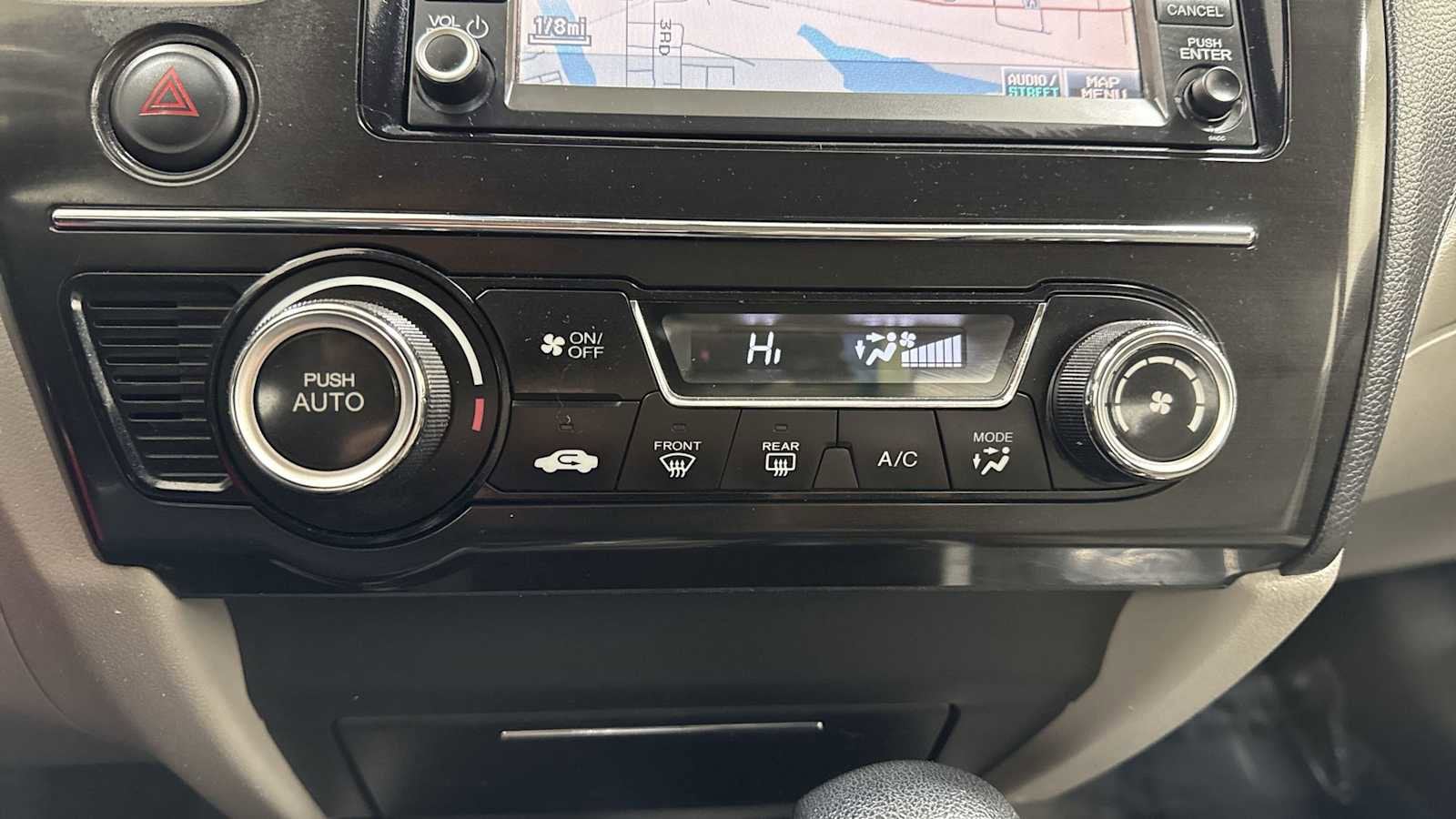 Thumbnail: 2013 Honda Civic - 21