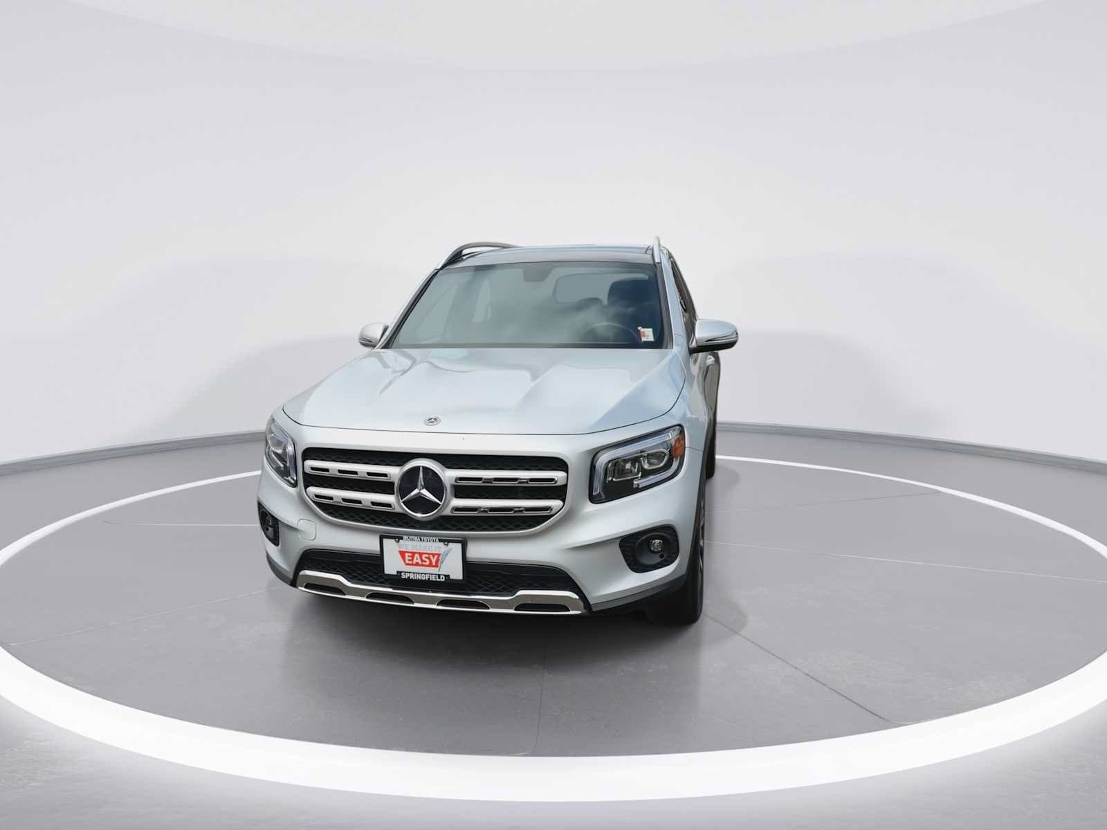 Thumbnail: 2022 Mercedes-Benz GLB - 3