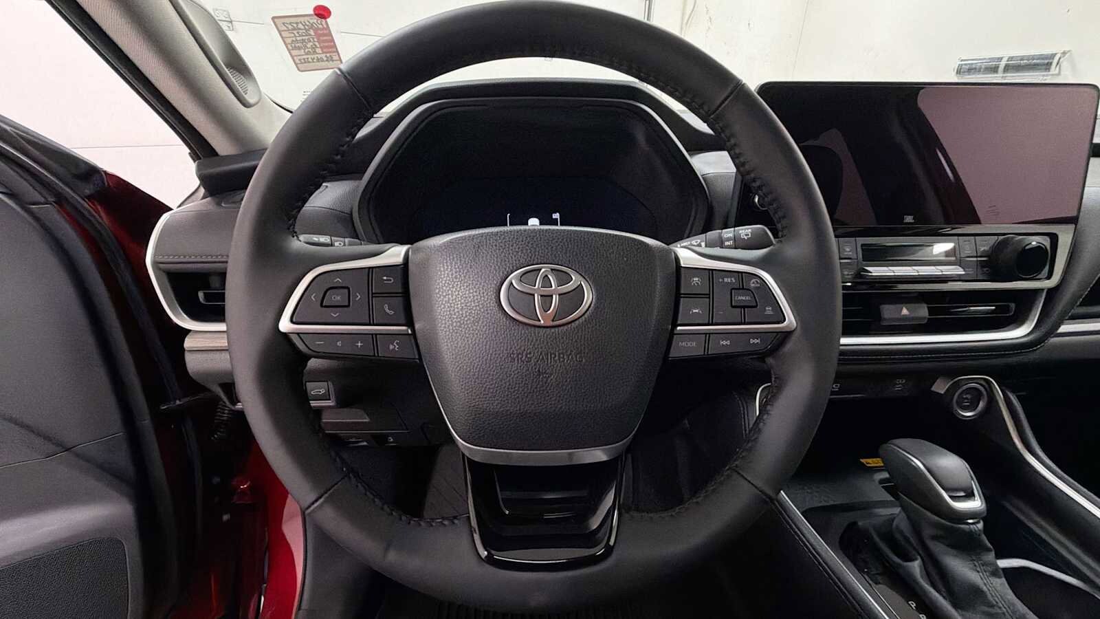 Thumbnail: 2025 Toyota Grand Highlander - 16