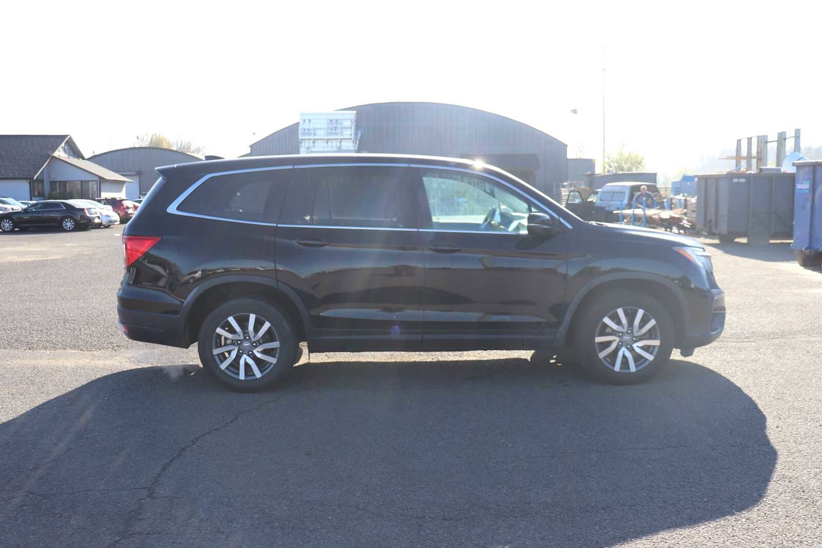 Thumbnail: 2020 Honda Pilot - 4