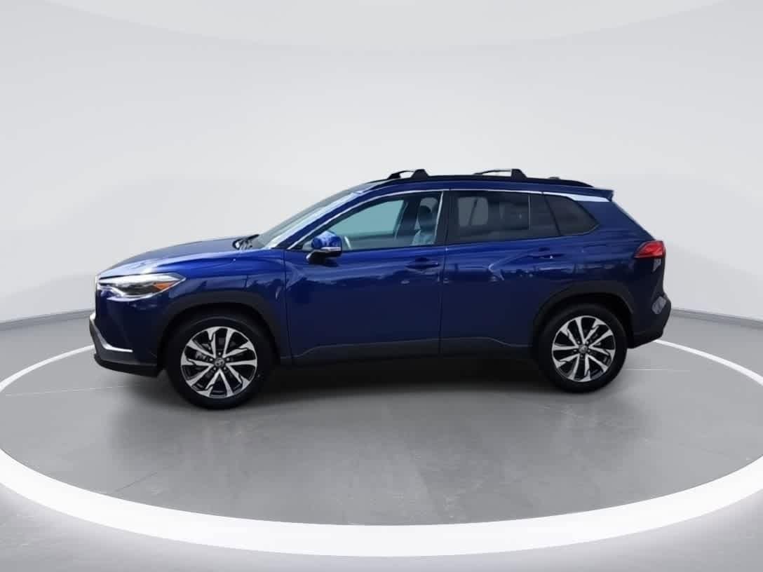 Thumbnail: 2022 Toyota Corolla Cross - 4