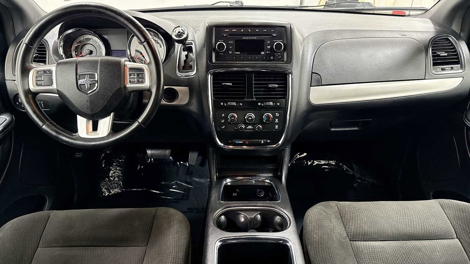 Thumbnail: 2015 Dodge Grand Caravan - 25