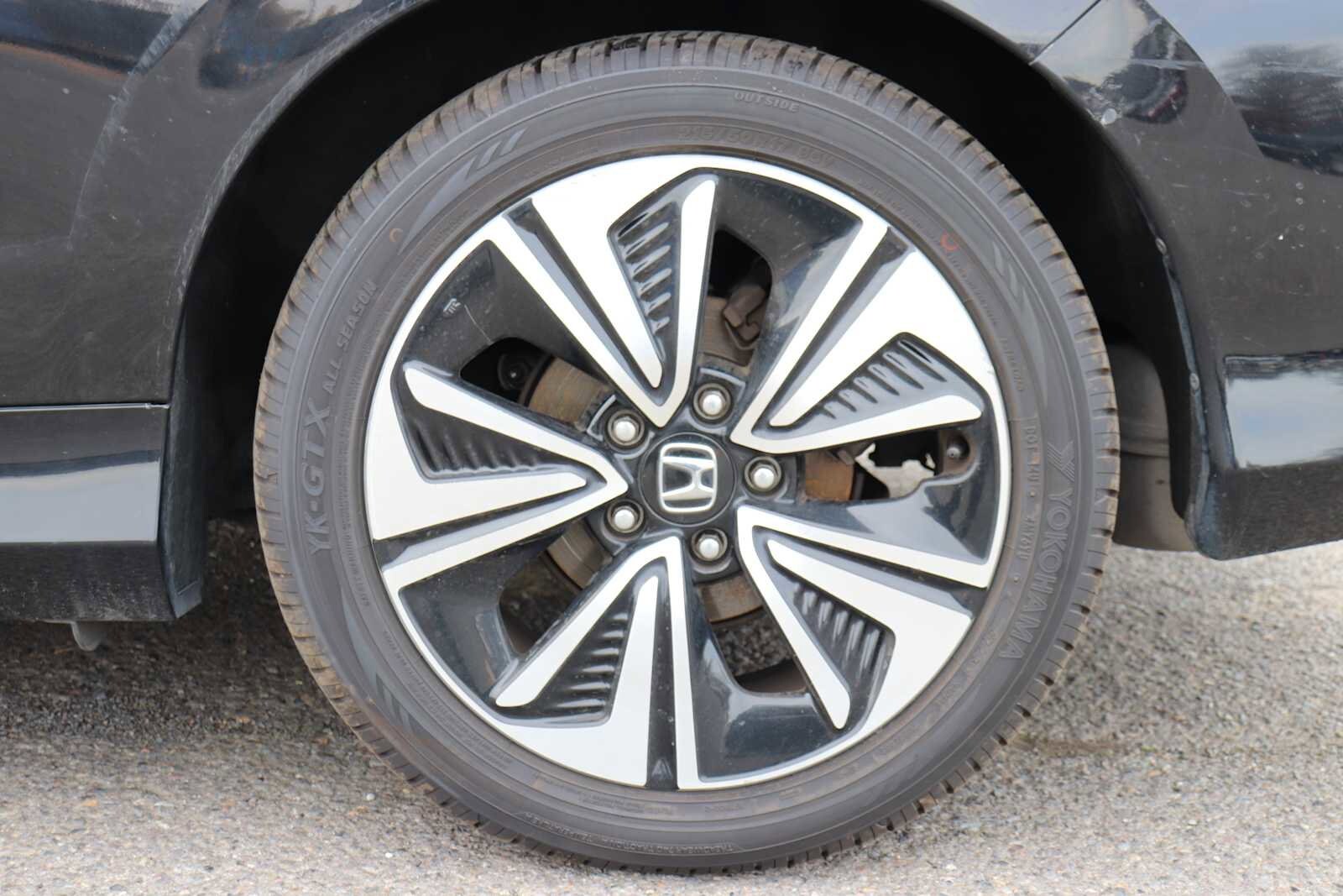 Thumbnail: 2017 Honda Civic - 9