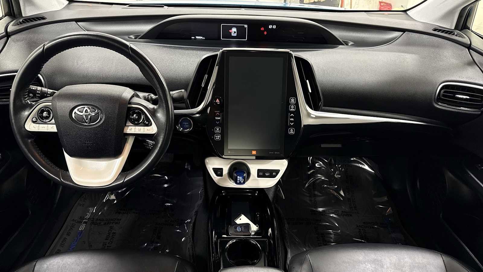 Thumbnail: 2017 Toyota Prius Prime - 26