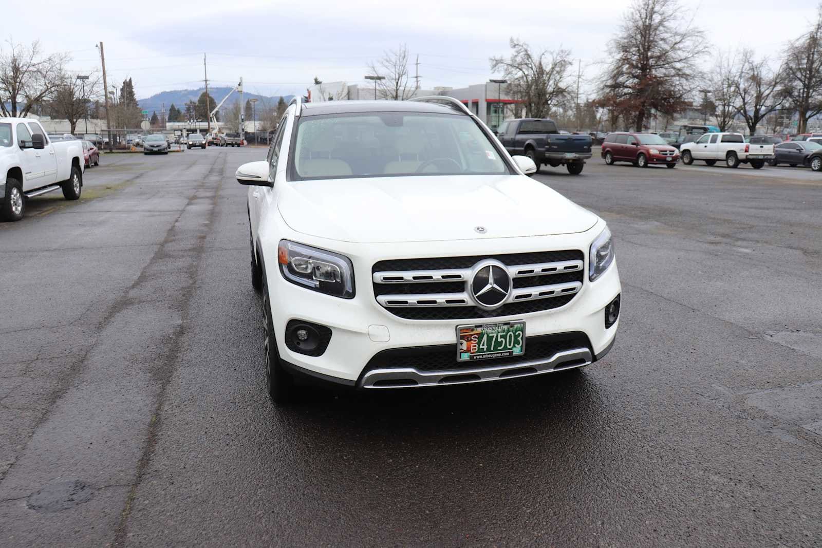 Thumbnail: 2022 Mercedes-Benz GLB - 3