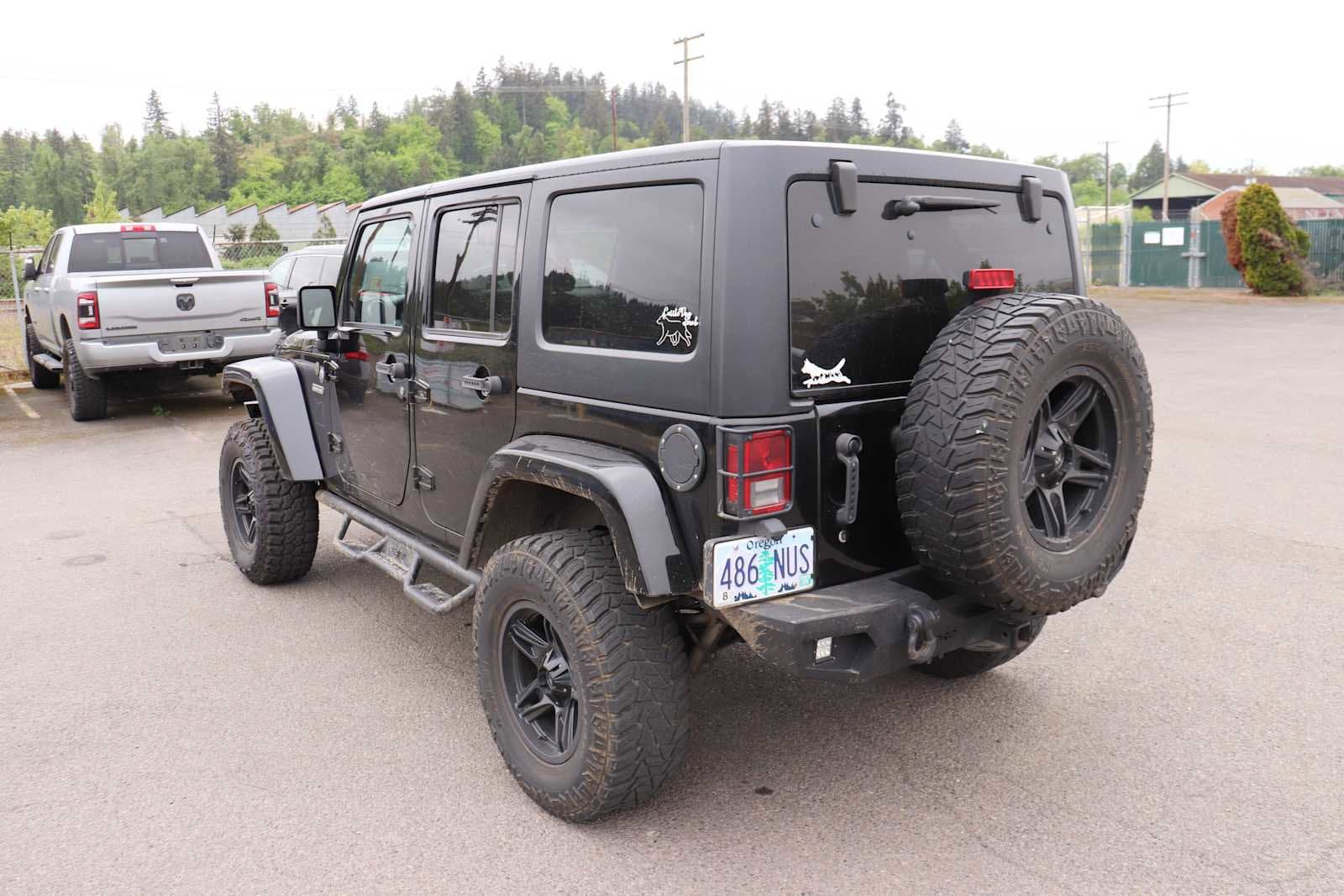 Thumbnail: 2017 Jeep Wrangler - 7