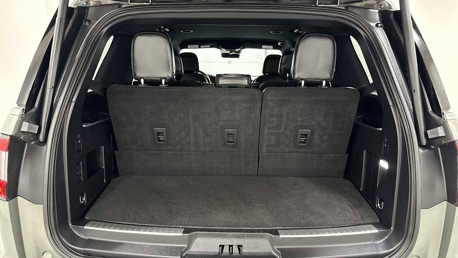 Thumbnail: 2019 Lincoln Navigator - 28