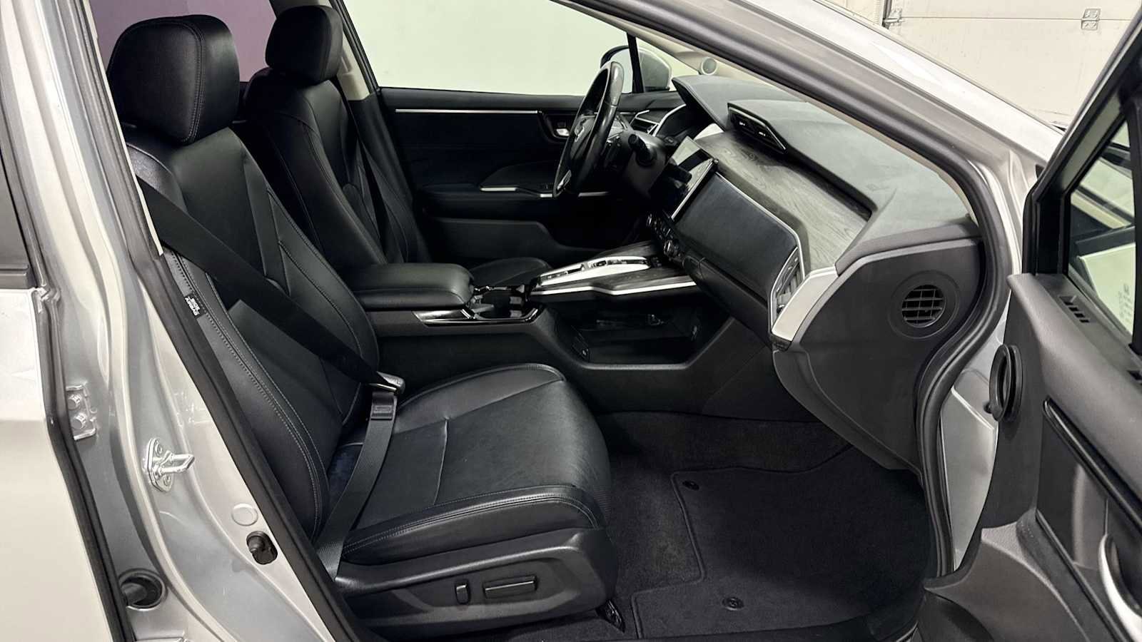 Thumbnail: 2018 Honda Clarity - 29