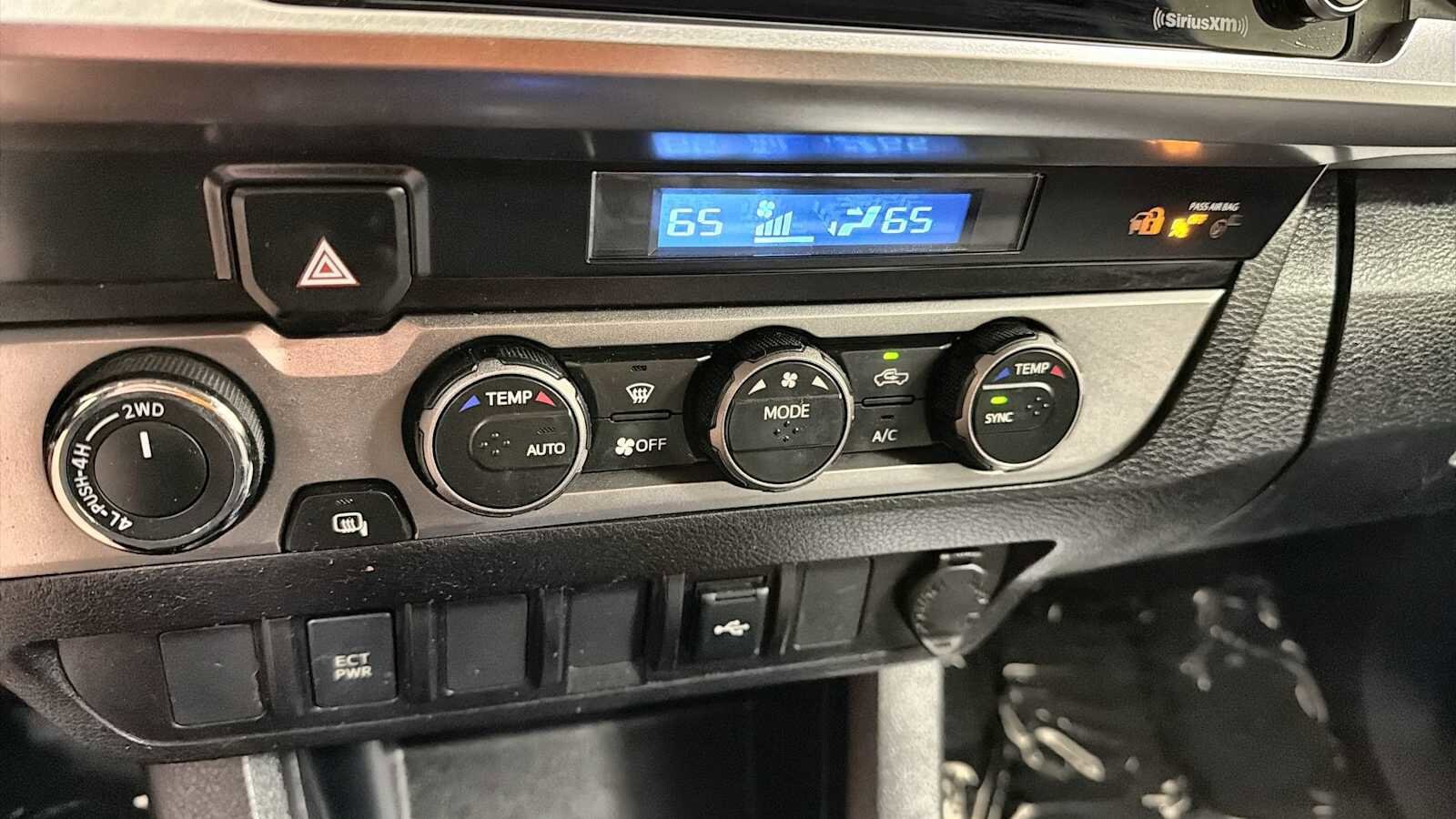 Thumbnail: 2022 Toyota Tacoma - 20