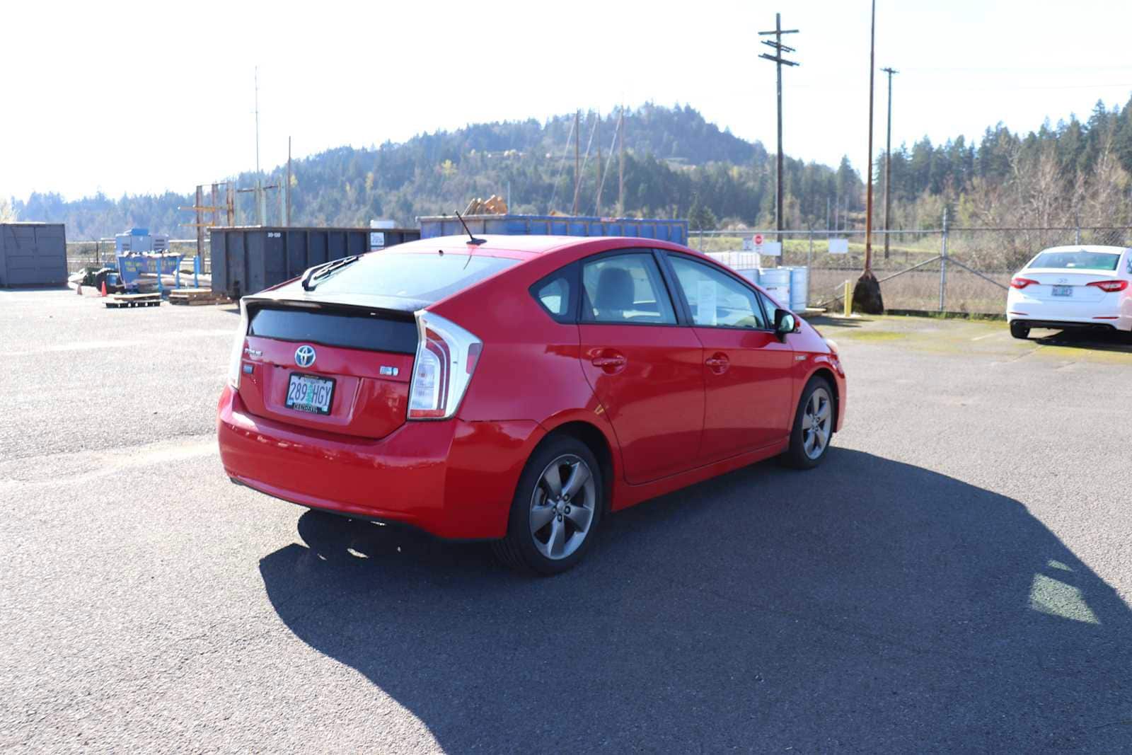 Thumbnail: 2015 Toyota Prius - 5