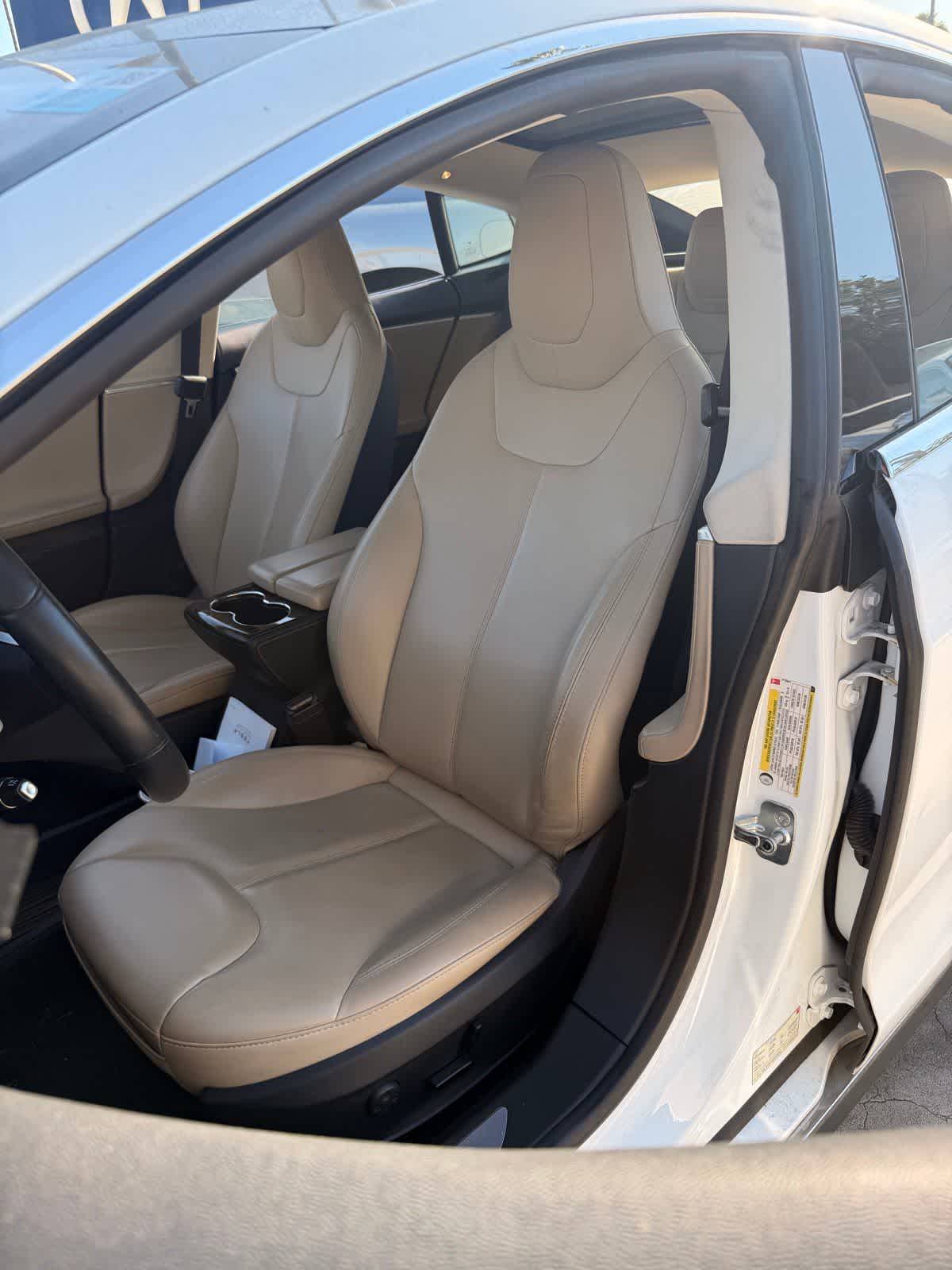 Thumbnail: 2015 Tesla Model S - 9