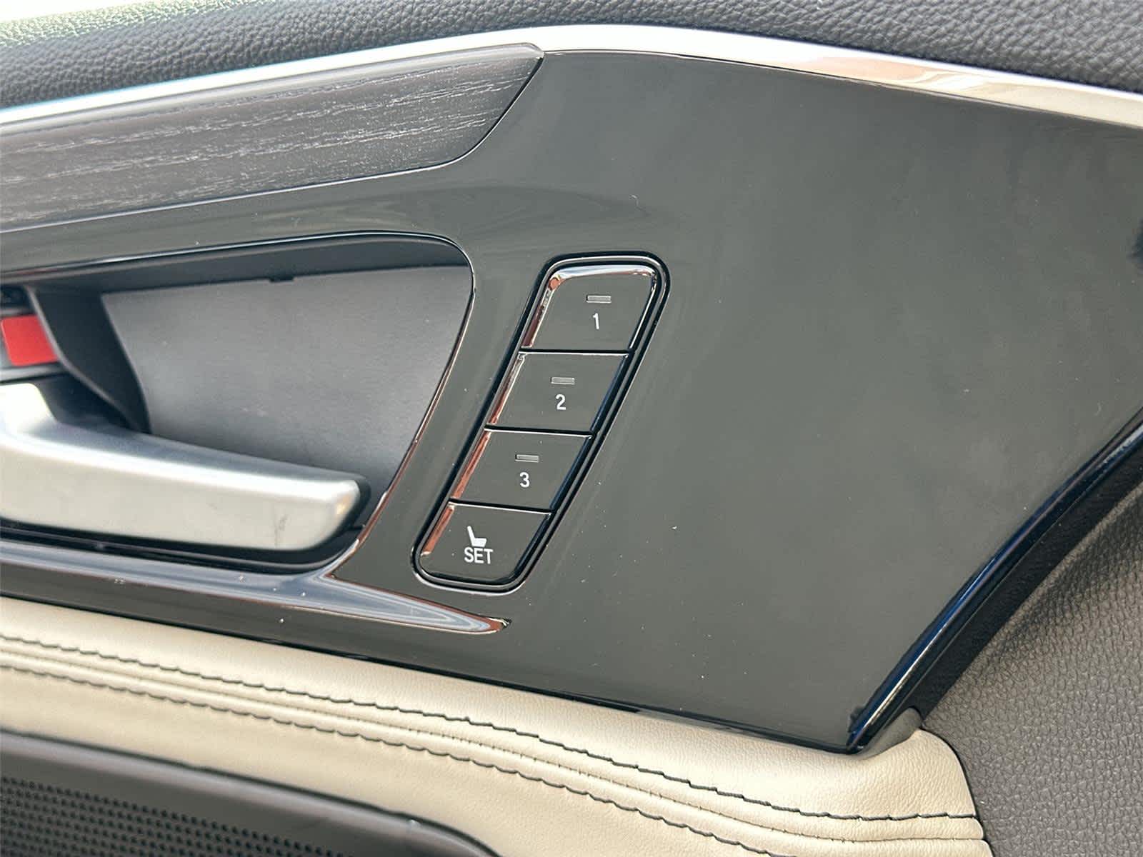Thumbnail: 2026 Acura MDX - 39