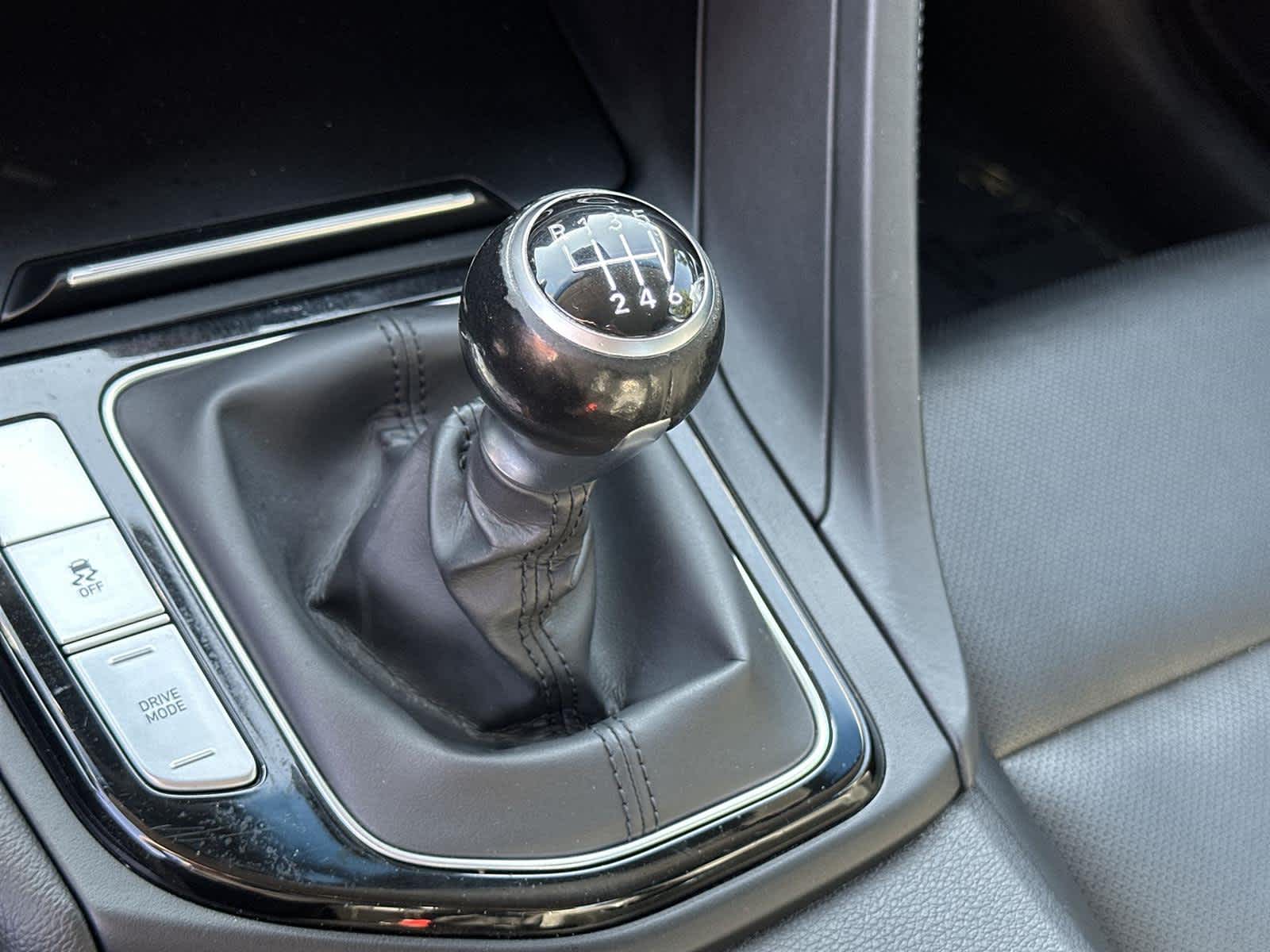 Thumbnail: 2019 Genesis G70 - 17