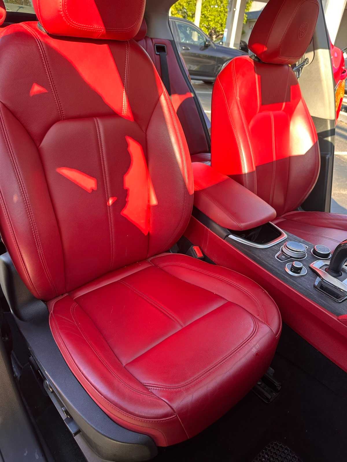 Thumbnail: 2020 Alfa Romeo Stelvio - 14