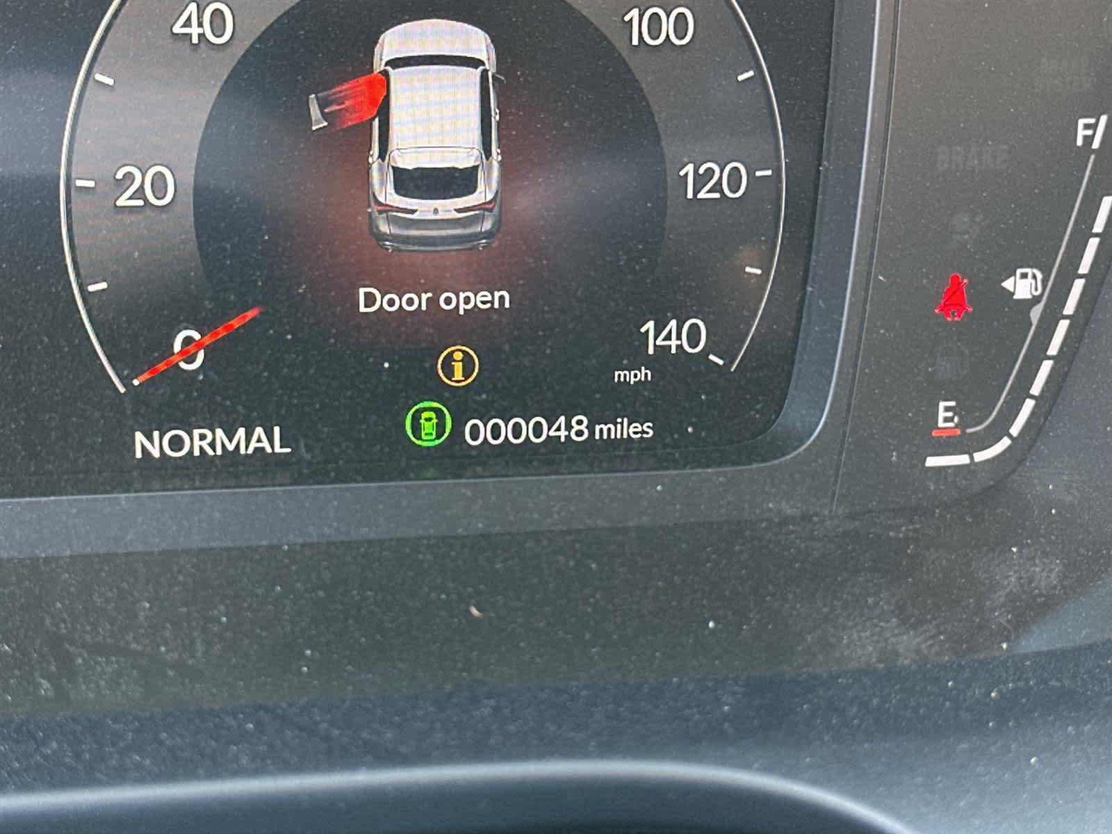 Thumbnail: 2025 Acura ADX - 18