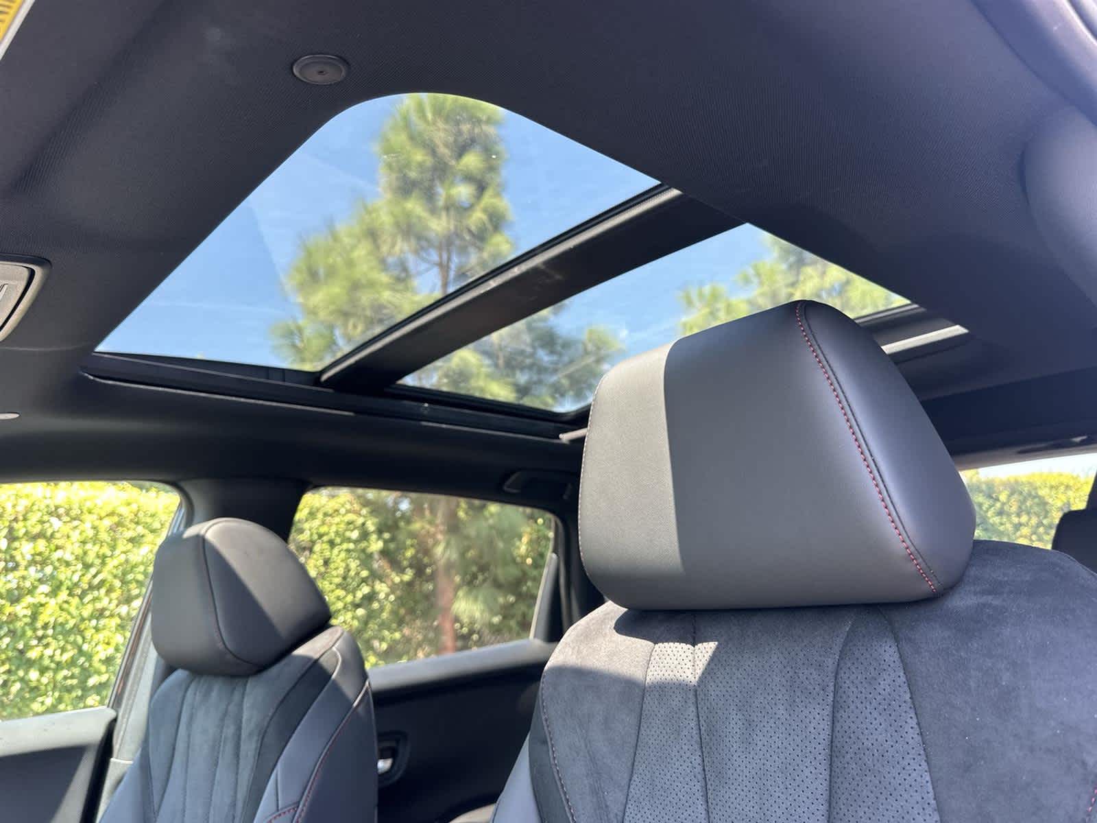 Thumbnail: 2025 Acura ADX - 29