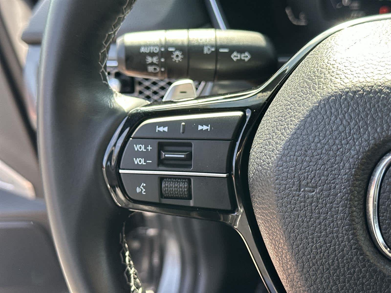 Thumbnail: 2023 Acura Integra - 23