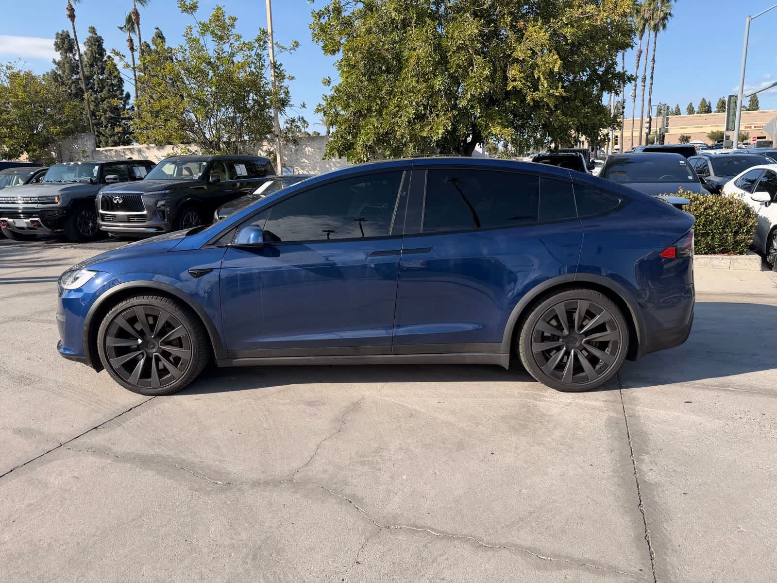 Thumbnail: 2022 Tesla Model X - 8