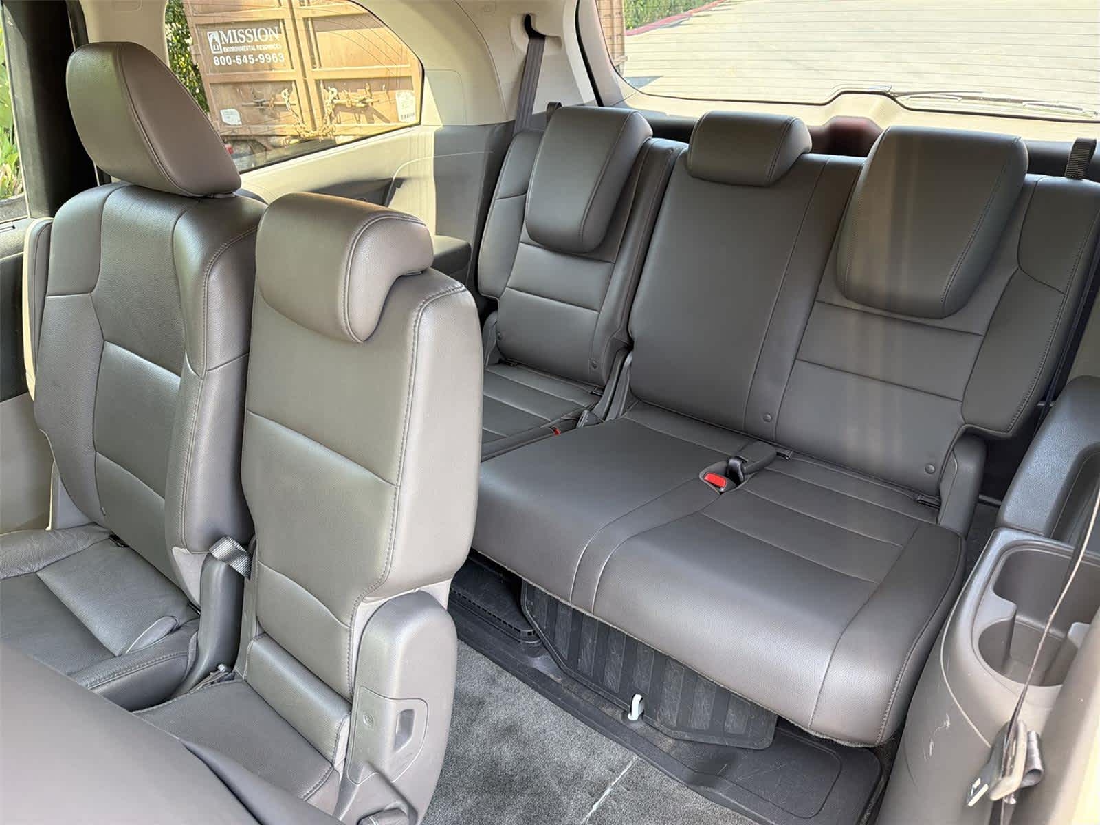 Thumbnail: 2015 Honda Odyssey - 41