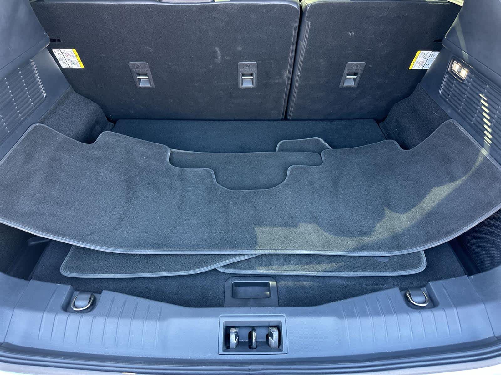 Thumbnail: 2022 Ford Mustang Mach-E - 20