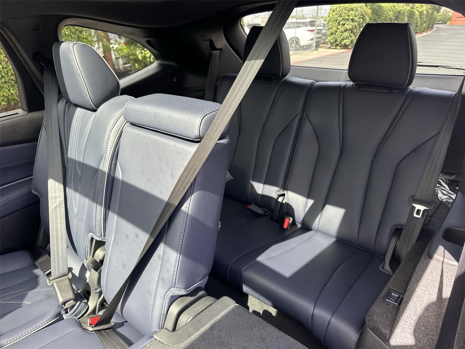 Thumbnail: 2026 Acura MDX - 32