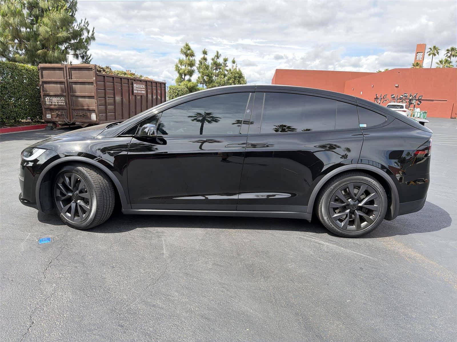 Thumbnail: 2024 Tesla Model X - 3