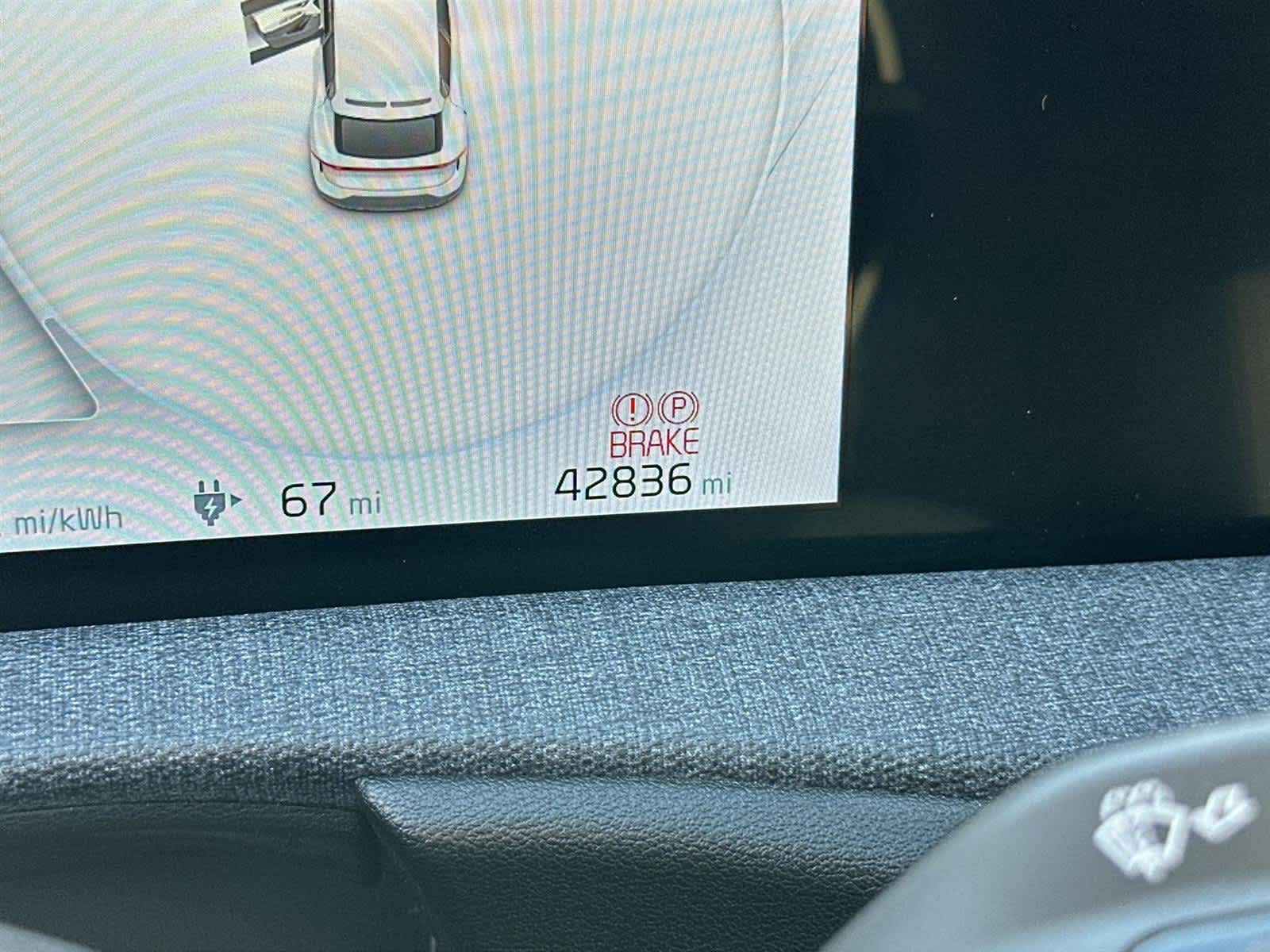 Thumbnail: 2022 Kia EV6 - 19